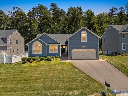5513 Bankstown Ln, North Chesterfield, VA, 23237-2409 | Card Image