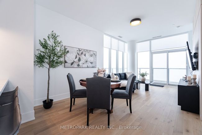 PH215 - 9000 Jane St, Condo with 2 bedrooms, 3 bathrooms and null parking in Concord ON | Image 14