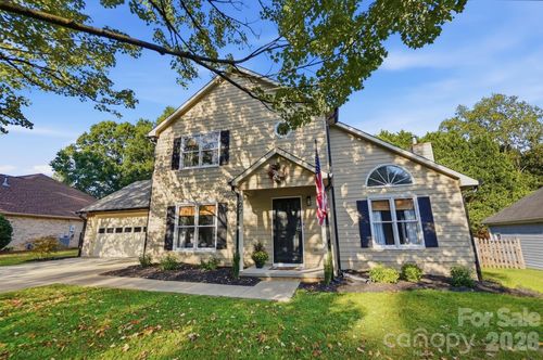 127 Sea Island Blvd, Fort Mill, SC, 29708-8385 | Card Image