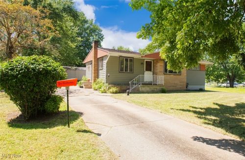 5612 Belmont Ave, Youngstown, OH, 44505-1040 | Card Image