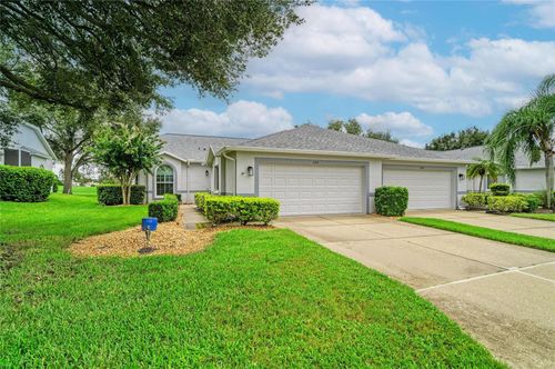 5721 Cottonwood St, BRADENTON, FL, 34203-8809 | Card Image