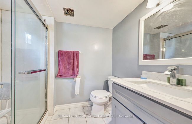 18 Demarco Blvd, House other with 4 bedrooms, 2 bathrooms and 4 parking in Toronto ON | Image 22