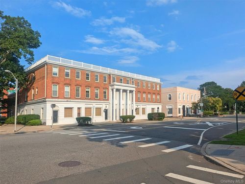 65-59-65 Hilton Ave, Garden City, NY, 11530-2833 | Card Image