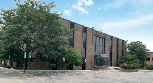 55 W 22nd St, Lombard, IL, 60148-4854 | Card Image