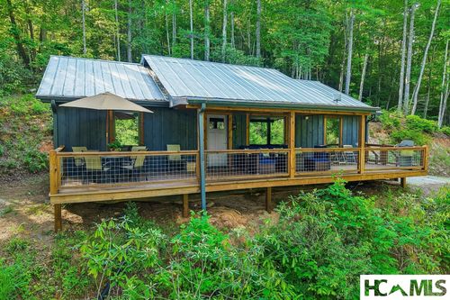 127 Short Rd, Cashiers, NC, 28717-6003 | Card Image