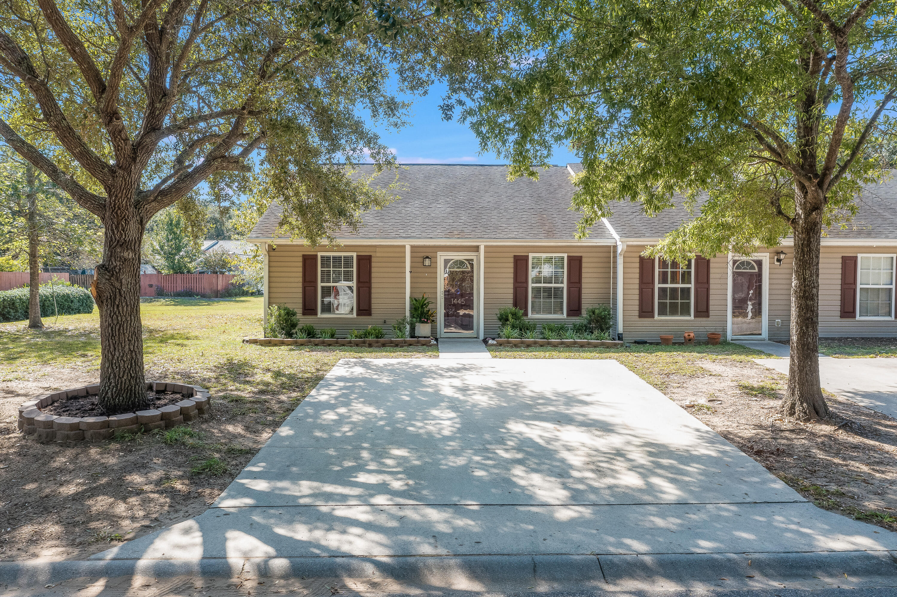 Amanda Park Ln, Charleston, SC 29412