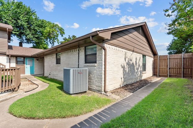 2912 Marsann Ln, House other with 4 bedrooms, 3 bathrooms and null parking in Farmers Branch TX | Image 6