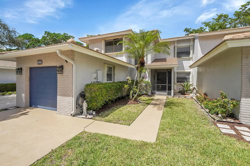 3335 Deer Creek Lake Shore Dr, Deerfield Beach, FL, 33442-7982 | Card Image