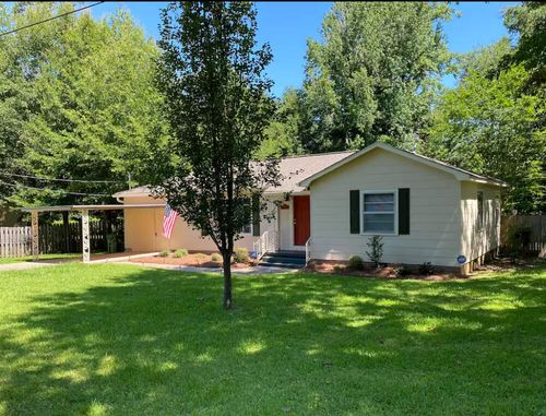 1917 Brooklane Dr, Hattiesburg, MS, 39401-7413 | Card Image