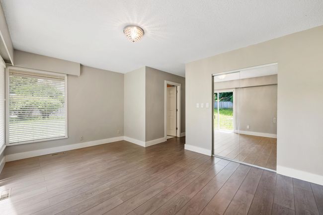 21764 124 Ave, House other with 5 bedrooms, 4 bathrooms and 6 parking in Maple Ridge BC | Image 27