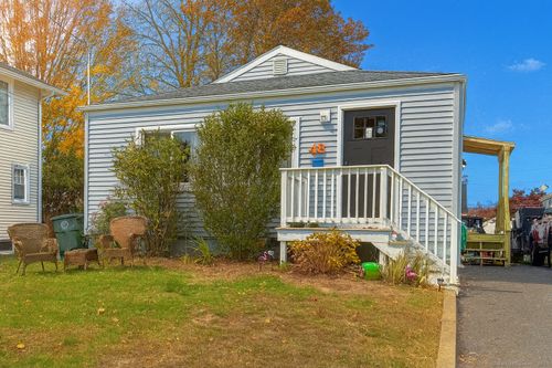 48 Hubbell Pl, Milford, CT, 06460-5035 | Card Image