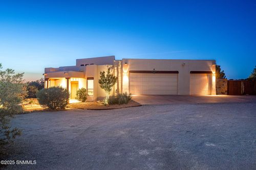 5225 Angel Fire Pl, Las Cruces, NM, 88011-2552 | Card Image