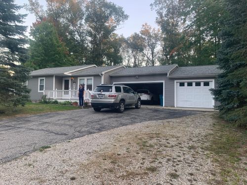 1570 Fawn Lake Drive, West Branch, MI, 48661 | Card Image