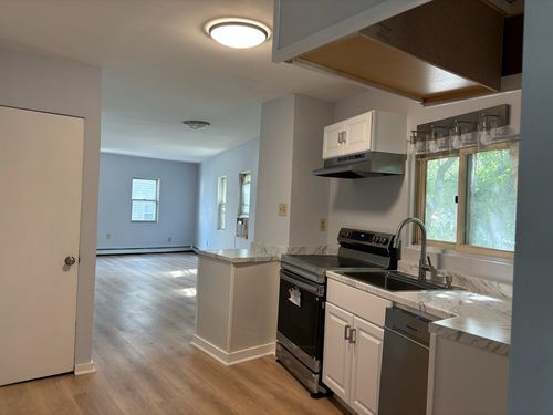 17-17 Howell Ct, Chelsea, MA, 02150 | Card Image