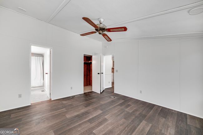 252 Lakeview Dr, House other with 3 bedrooms, 2 bathrooms and 2 parking in Locust Grove GA | Image 25