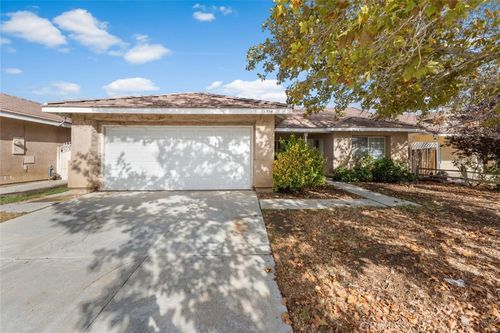 3719 Cedarwood Ct, Rosamond, CA, 93560-6856 | Card Image