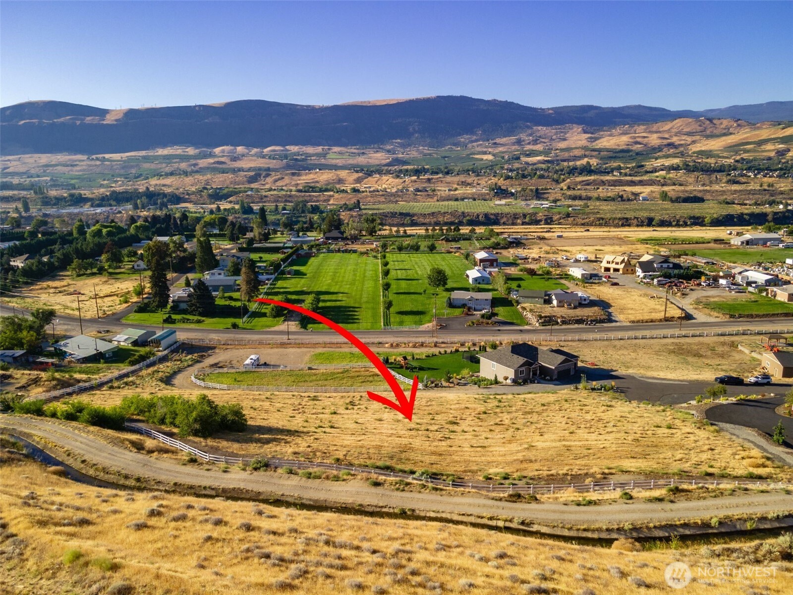 Land in East Wenatchee