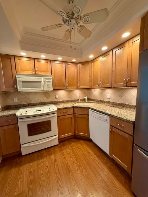 906-101 Briny Ave, Pompano Beach, FL, 33062-5610 | Card Image