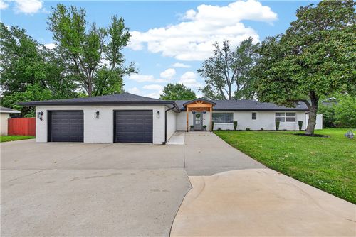 1530 Monte Ne Rd, Rogers, AR, 72756-5542 | Card Image