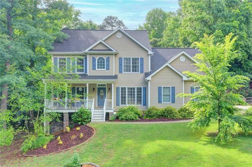 7670 Paces Ln, Gainesville, GA, 30506-7922 | Card Image
