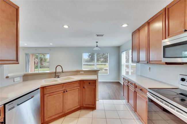 11203 Cocoa Beach Dr, House other with 3 bedrooms, 4 bathrooms and null parking in RIVERVIEW FL | Image 36
