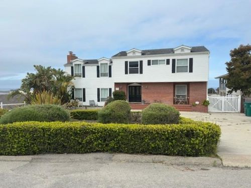 285 Bradley Ave, Morro Bay, CA, 93442-2844 | Card Image