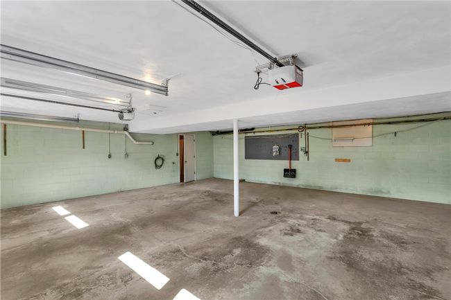 425 Ridge Rd, House other with 3 bedrooms, 4 bathrooms and 2 parking in Hempfield Twp - WML PA | Image 40