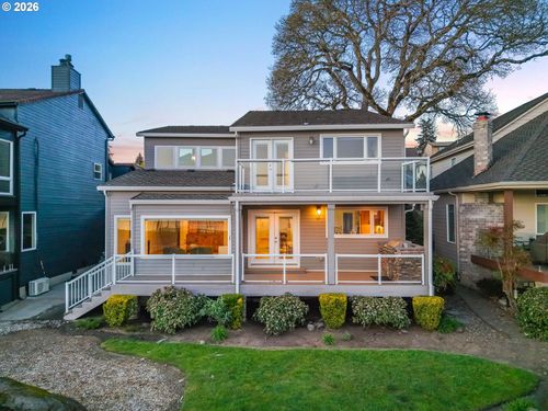 13801 Se 37th St, Vancouver, WA, 98683-7781 | Card Image