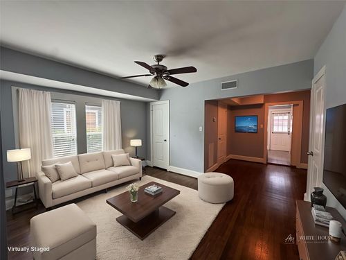 1-1011 E 6th 1/2 St, Houston, TX, 77009-7339 | Card Image