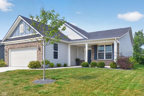 5806 Walkabout Way, Brownsburg, IN, 46112-2914 | Card Image