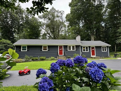 189 Orchard St, Millis, MA, 02054-1021 | Card Image