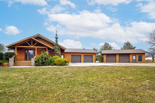 22947 W Ave, Grimes, IA, 50111-8004 | Card Image