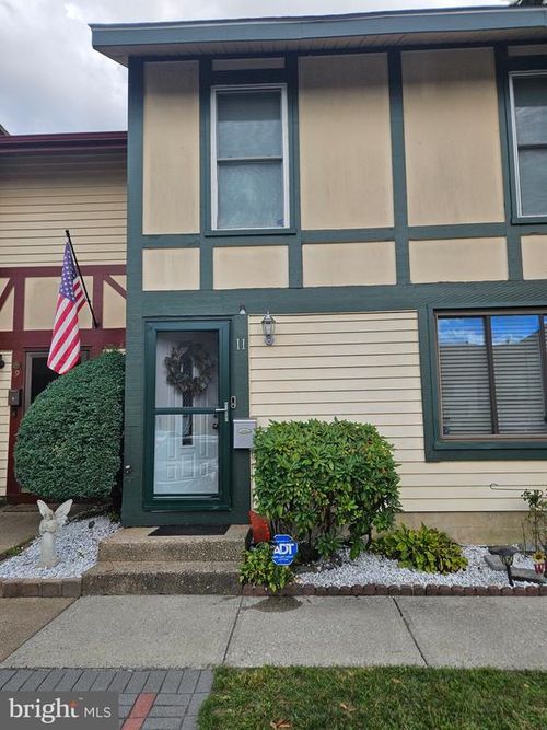 11 Dover Ct, CLEMENTON, NJ, 08021-4233 | Card Image