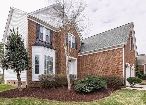 15832 Hollingbourne Rd, Huntersville, NC, 28078-5723 | Card Image