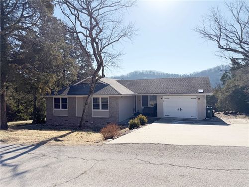 80 Table Rock Dr, Holiday Island, AR, 72631-4227 | Card Image