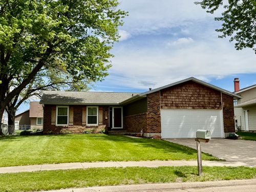 608 Greenridge Dr, Sterling, IL, 61081-1343 | Card Image
