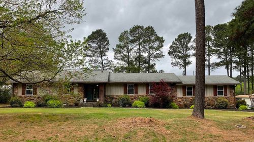 121 Longleaf Dr, Searcy, AR, 72143-9407 | Card Image