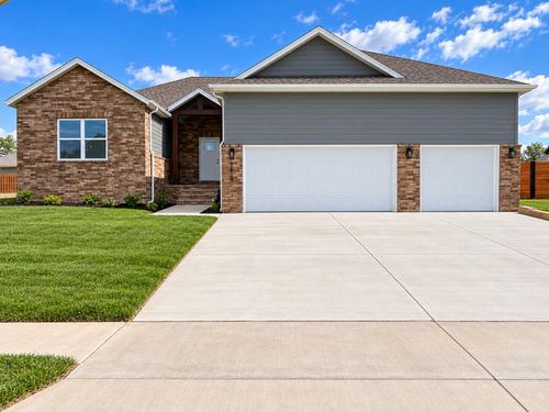 1424 N Carter Way, Republic, MO, 65738-5520 | Card Image