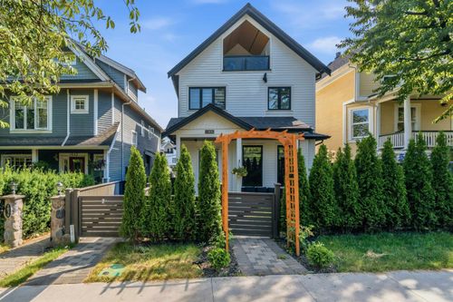 2-1826 E 2nd Avenue, Vancouver, BC, V5N1E2 | Card Image
