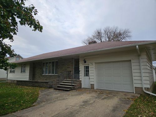 105 Robert St, Elrosa, MN, 56325-5201 | Card Image