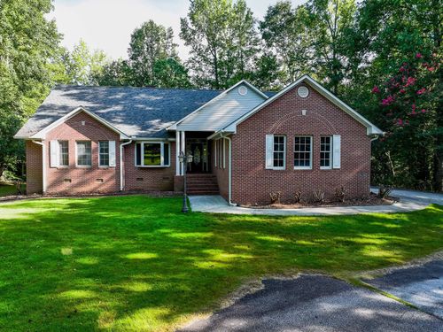 507 Springview Dr, Westminster, SC, 29693-5061 | Card Image