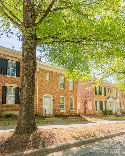 165 Singleton Rd, Mooresville, NC, 28117-6902 | Card Image