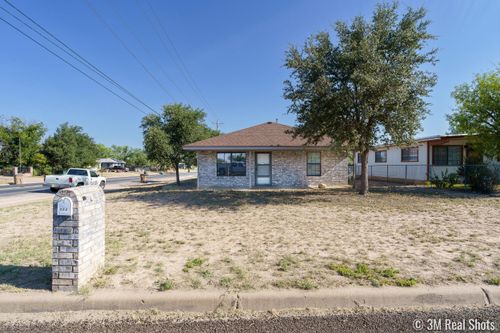 324 W Avenue S, San Angelo, TX, 76903 | Card Image