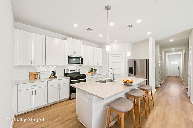 18346 Landing Meadows Ln, House other with 5 bedrooms, 4 bathrooms and 2 parking in New Caney TX | Image 6