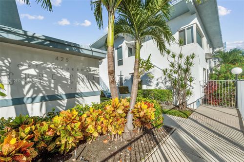 apt-1-425 Bayshore Dr, Fort Lauderdale, FL, 33304-4222 | Card Image