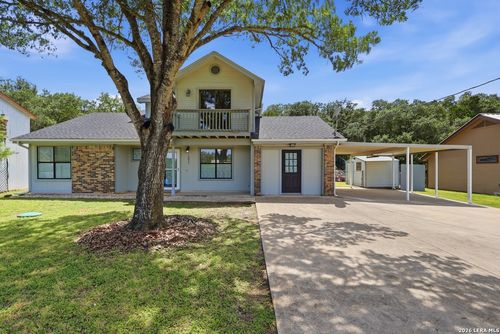 1377 Laurie Dr, Canyon Lake, TX, 78133-5334 | Card Image