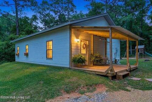 218 John Evans Rd, Petal, MS, 39465-9662 | Card Image