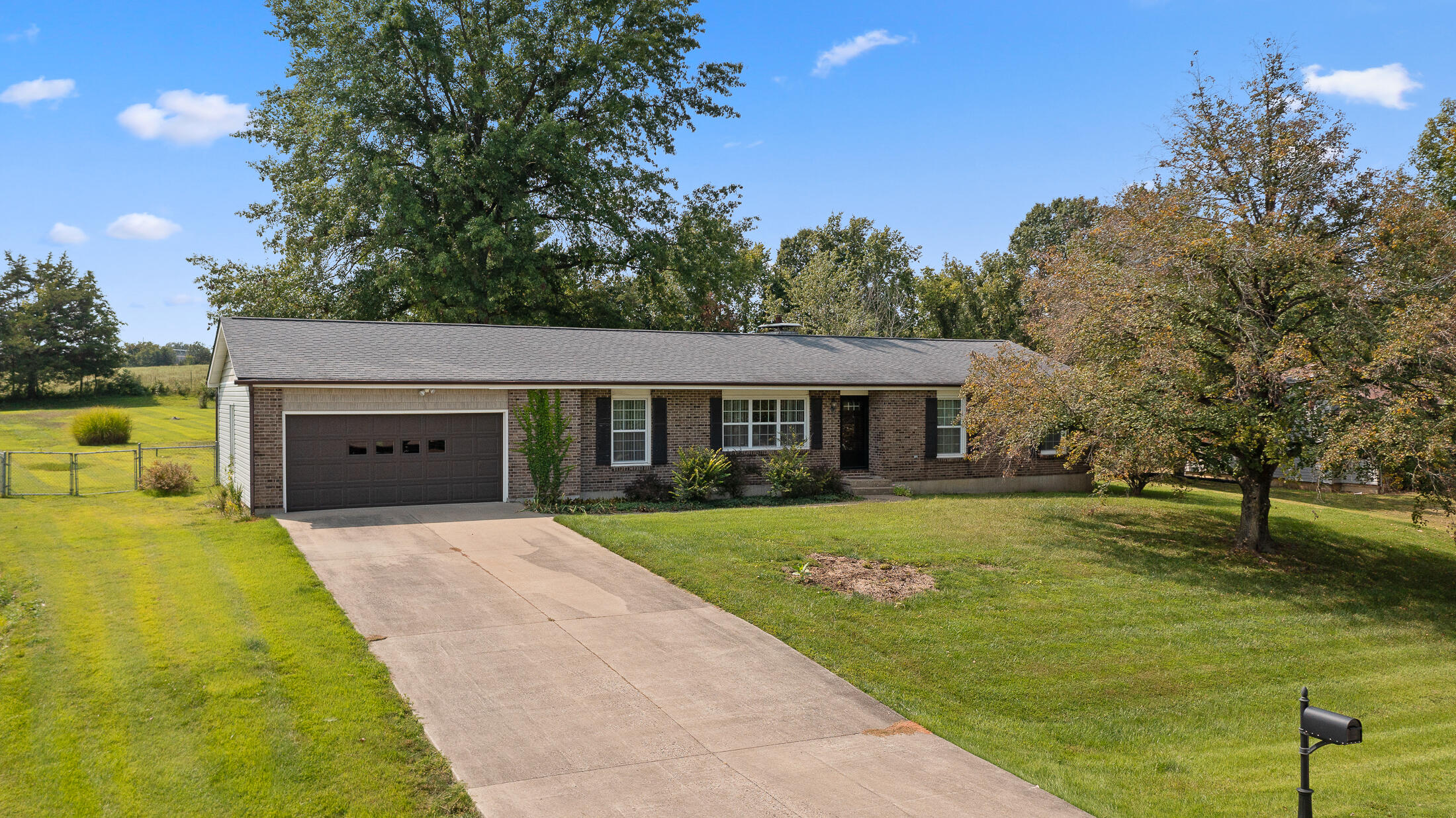 Haddley Lee Dr, Fulton, MO 65251