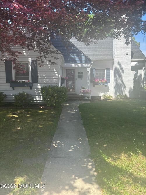 1237 Sherman Ave, Point Pleasant Boro, NJ, 08742-3951 | Card Image