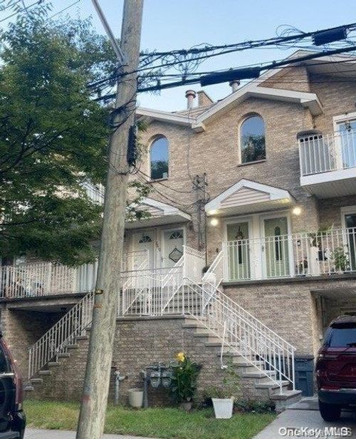 2610 Miles Ave, Bronx, NY, 10465-2607 | Card Image